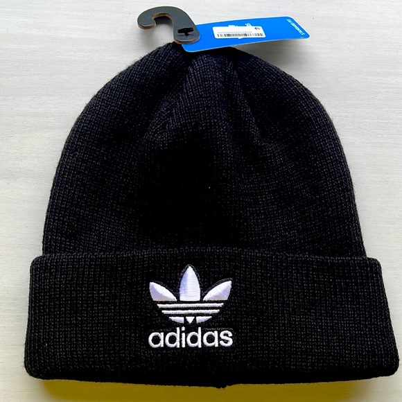 Adidas 2 pc Winter knit Hats Mans/Woman’s Color Black and Grey - Picture 6 of 8